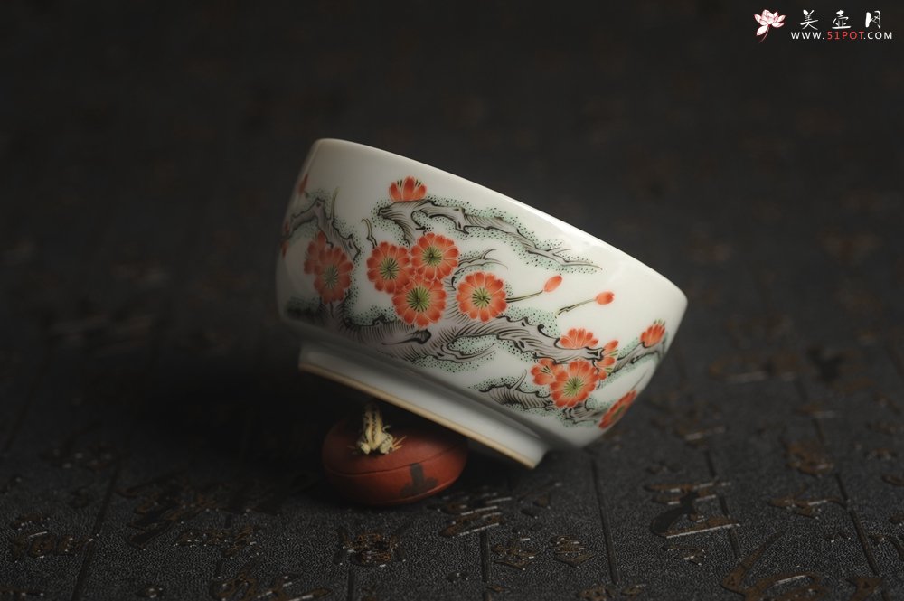 紫砂壶图片：玄辰器 精品古彩 清风自远 主人杯压手杯 景德镇茶杯 茶人醉爱 - 美壶网