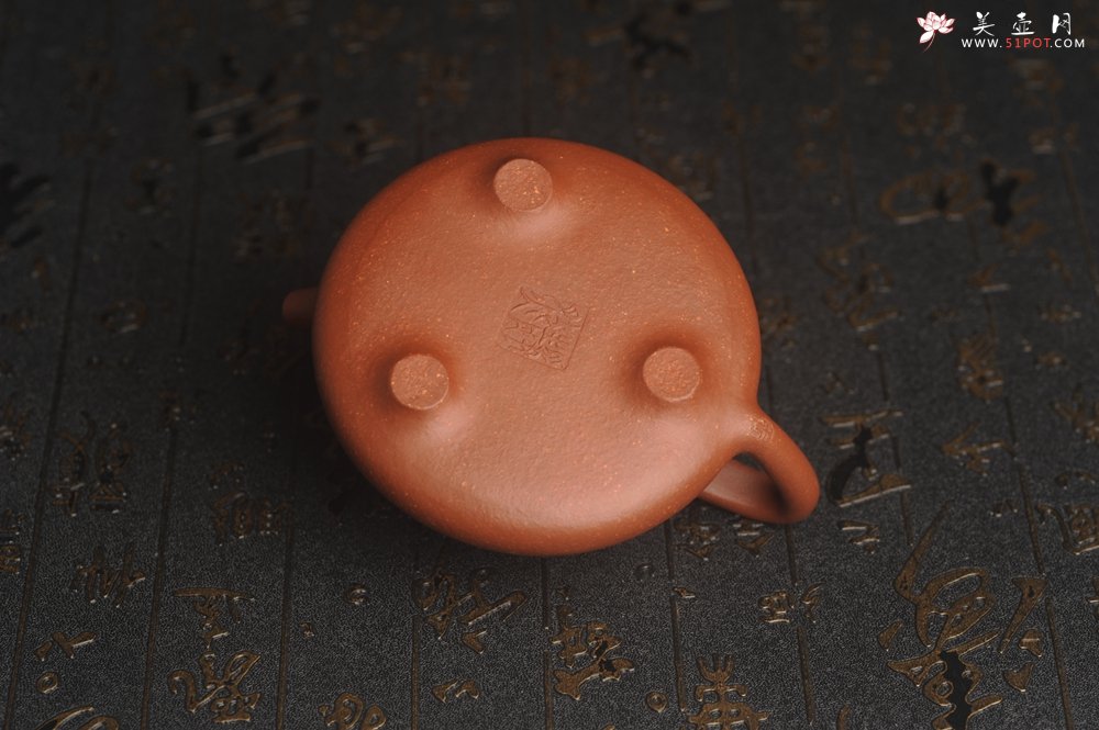 紫砂壶图片：美壶特惠 超精致特好降坡泥小品子冶石瓢 泥绘梅花鸟 特文气 - 美壶网