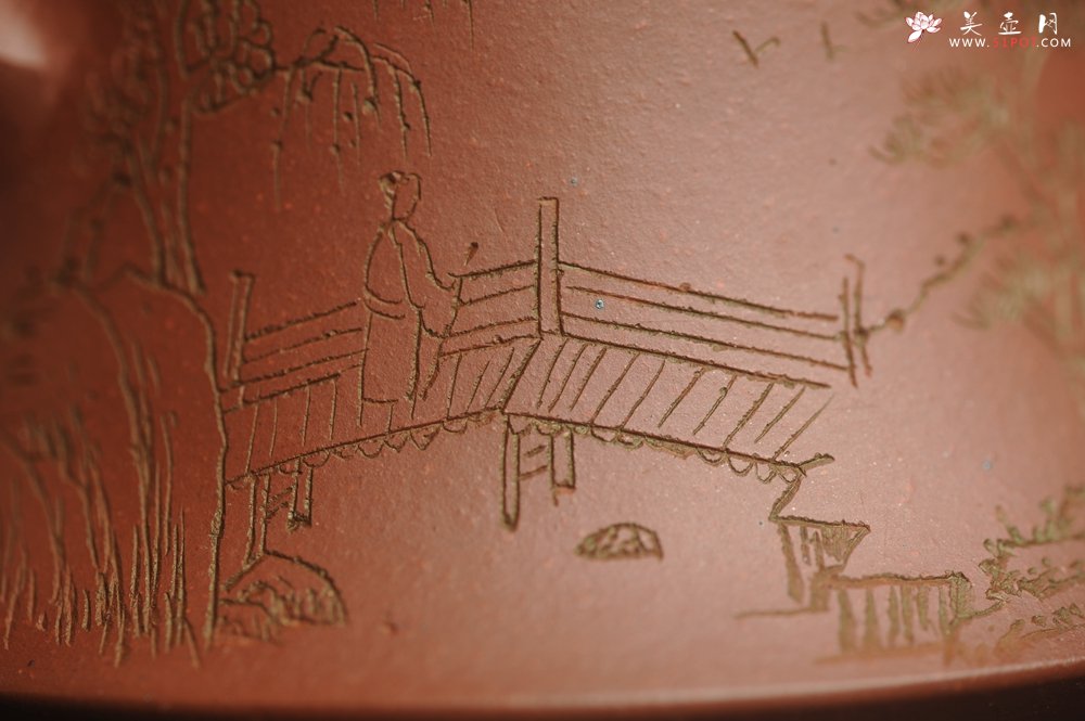 紫砂壶图片：美壶特惠 精致老清水泥通景山水曼生柱础壶 - 美壶网