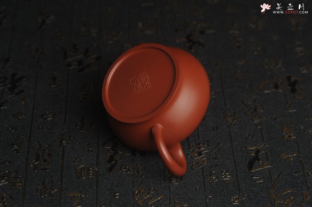 紫砂壶图片：正宗小煤窑朱泥 全手工宫灯壶 隽秀文气 茶人醉爱 - 美壶网