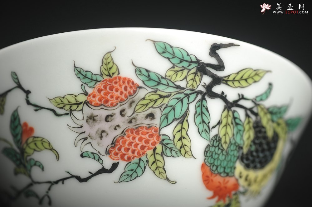 紫砂壶图片：玄辰器 精品古彩 石榴多子多福 笑口常开 主人杯压手杯二式 景德镇茶杯 茶人醉爱 - 美壶网