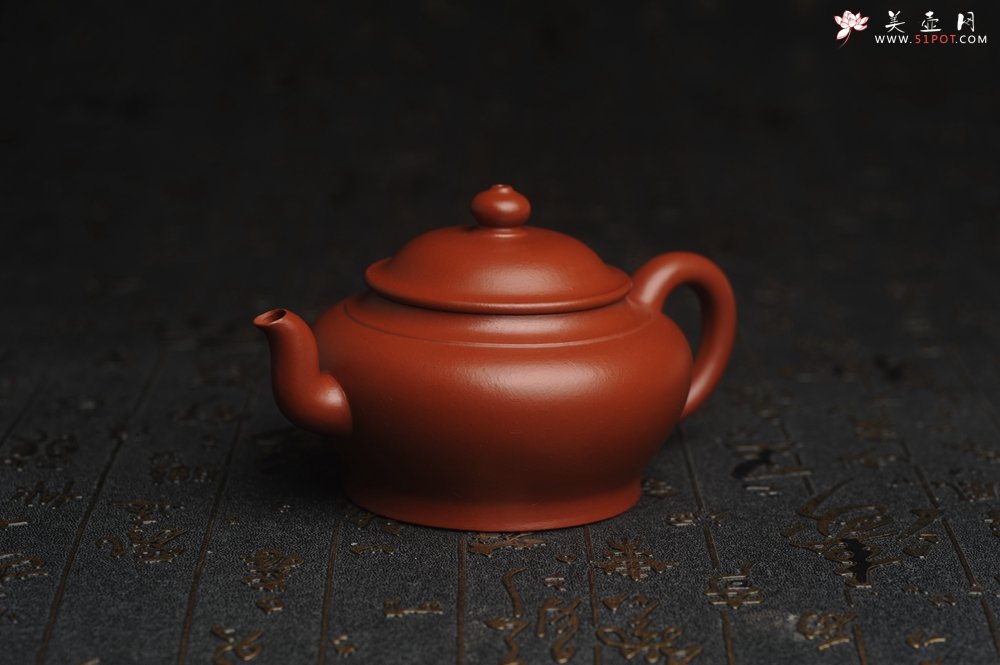 紫砂壶图片：正宗小煤窑朱泥 全手工宫灯壶 隽秀文气 茶人醉爱 - 美壶网
