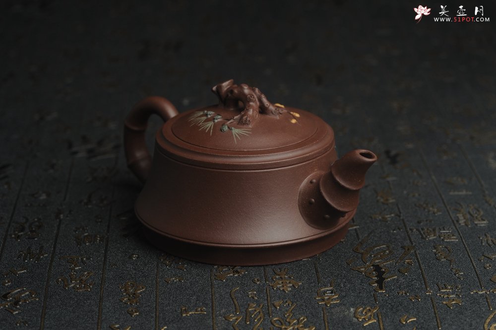 紫砂壶图片：美壶特惠 沈老师年末精工岁寒三友松竹梅 嵌盖难度大 文气雅致 - 美壶网