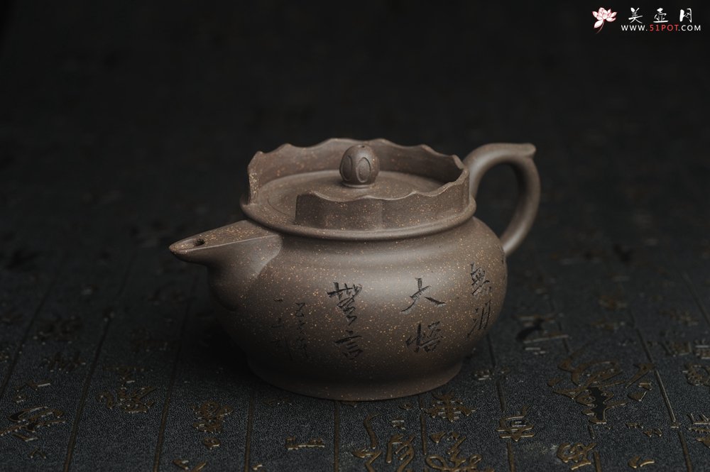 紫砂壶图片：美壶特惠 优质青灰段泥精致僧帽壶 茶人醉爱 - 美壶网