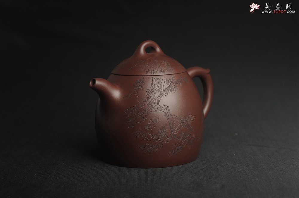 紫砂壶图片：美壶特惠 超精致老紫泥秦权壶 装饰通景长青松 特文气 不输2000元做工 - 美壶网