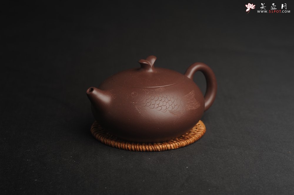 紫砂壶图片：美壶特惠 优质紫泥年年有余壶 茶人醉爱 - 美壶网