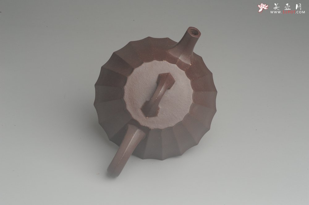 紫砂壶图片：美壶特惠 精致紫泥筋囊霸王石瓢 实用 - 美壶网