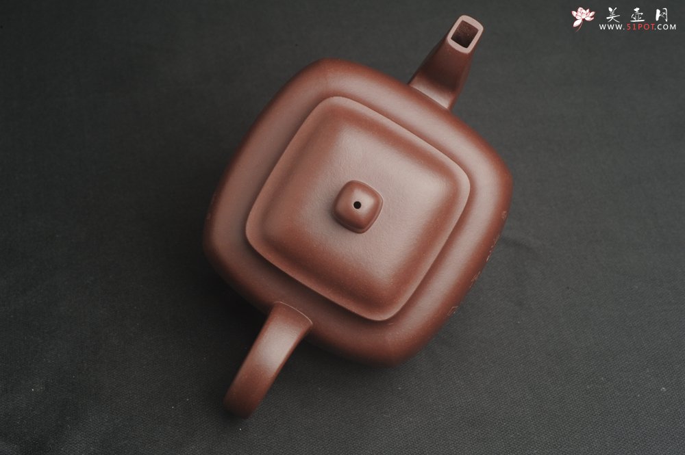 紫砂壶图片：实力派张海艳全手工油润底曹青重器鸣远四方 气势磅礴 用心之作 装饰人物特文气 - 美壶网