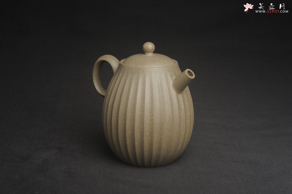 紫砂壶图片：美壶特惠 精致青段筋囊高巨轮壶 特文气 - 美壶网