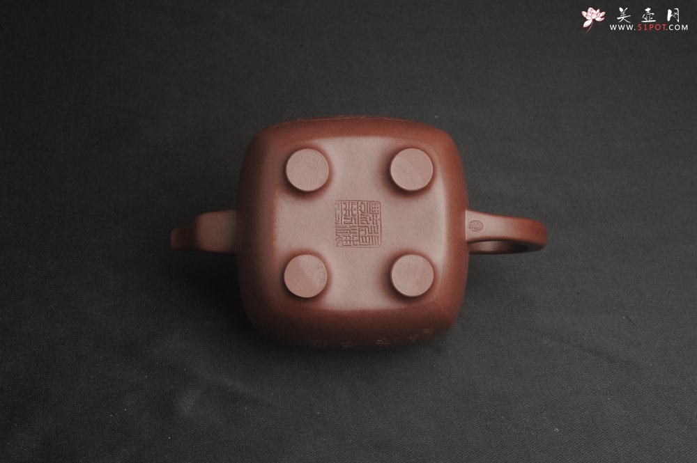 紫砂壶图片：实力派张海艳全手工油润底曹青重器鸣远四方 气势磅礴 用心之作 装饰人物特文气 - 美壶网