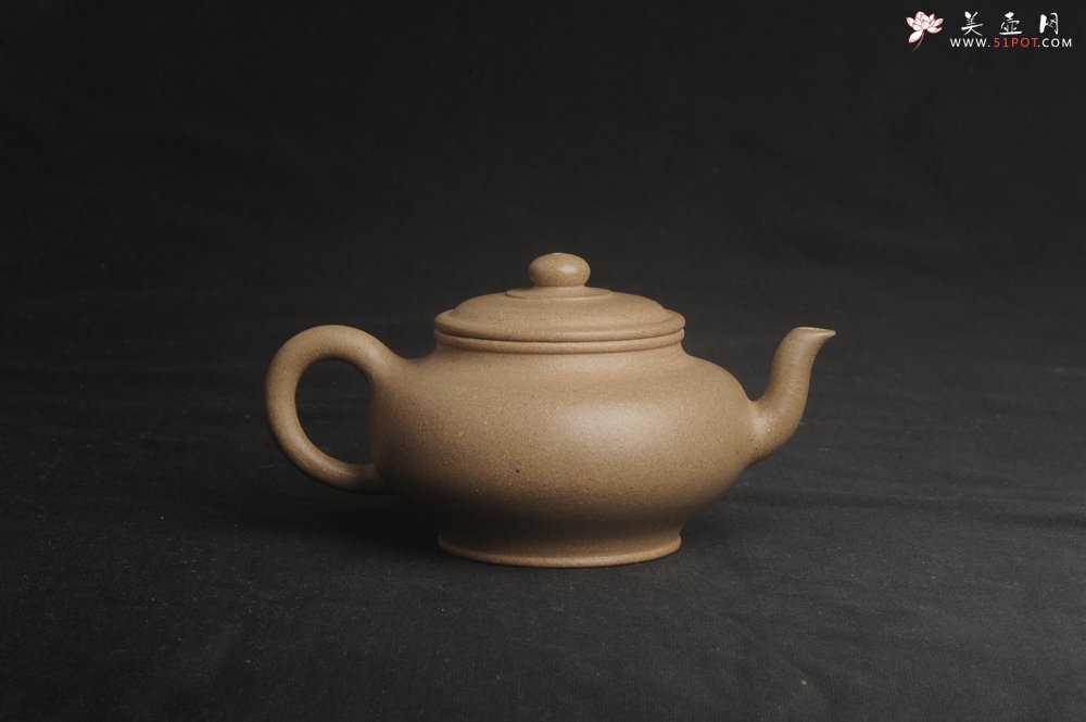 紫砂壶图片：特好高温本山老段泥 全手工高虚扁紫砂茶壶 - 美壶网