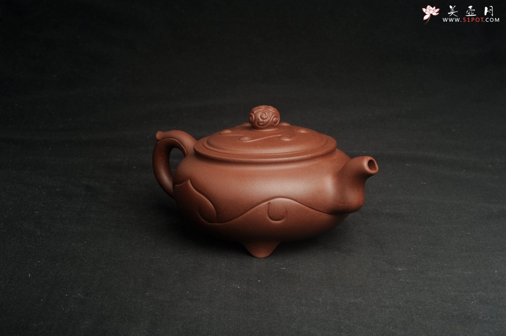 紫砂壶图片：美壶特惠 优质紫泥精工三角如意壶 嵌盖难度大 - 美壶网