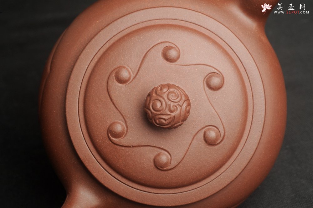 紫砂壶图片：美壶特惠 优质紫泥精工三角如意壶 嵌盖难度大 - 美壶网