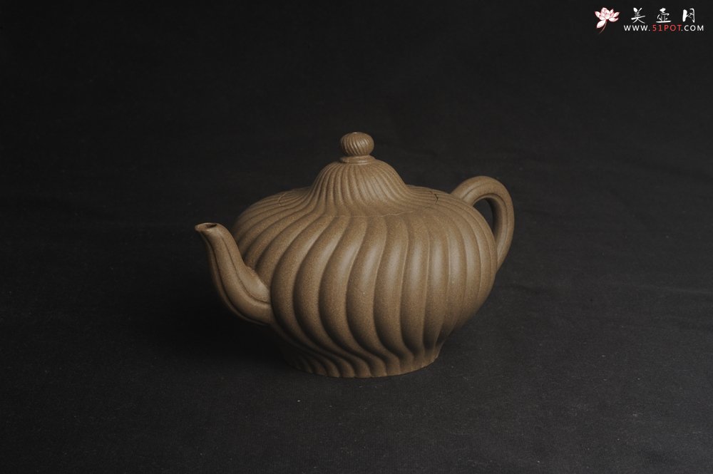 紫砂壶图片：美壶特惠 精致青段旋风紫砂壶 - 美壶网