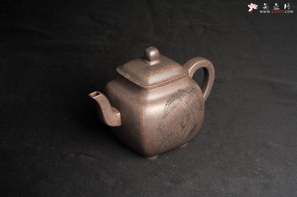 紫砂壶图片：实力派张海艳 全手工油润老青灰段泥重器鸣远四方 气势磅礴 用心之作 装饰人物特文气 - 美壶网