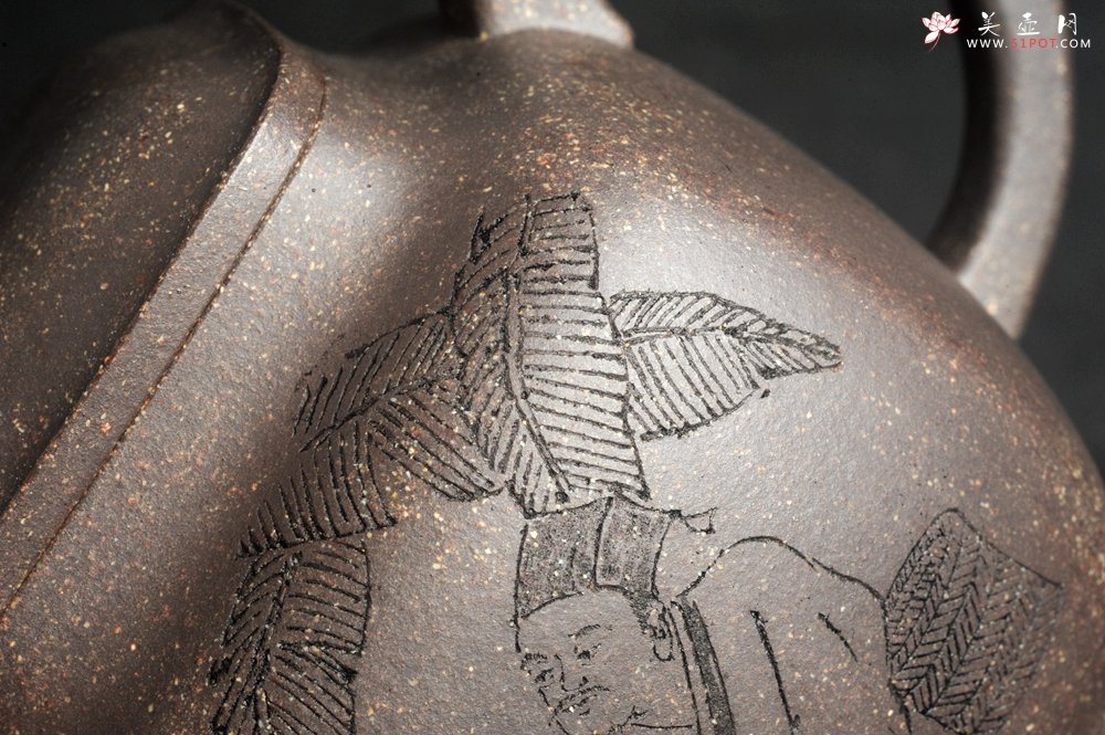 紫砂壶图片：实力派张海艳 全手工油润老青灰段泥重器鸣远四方 气势磅礴 用心之作 装饰人物特文气 - 美壶网