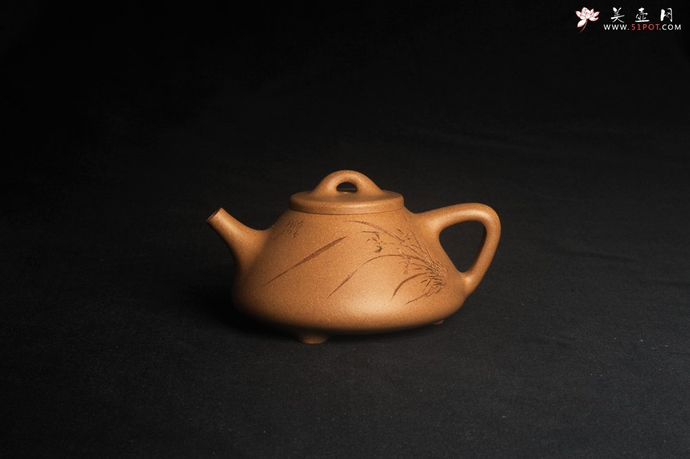 紫砂壶图片：美壶特惠 特精致老黄段子冶石瓢 装饰兰草图 特文气 - 美壶网