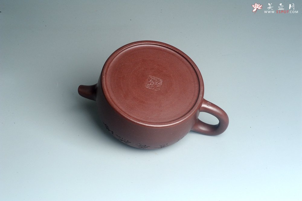 紫砂壶图片：潜力股周小培老师 4号井深井红皮龙 全手工过桥井栏壶 浩然养素 - 美壶网