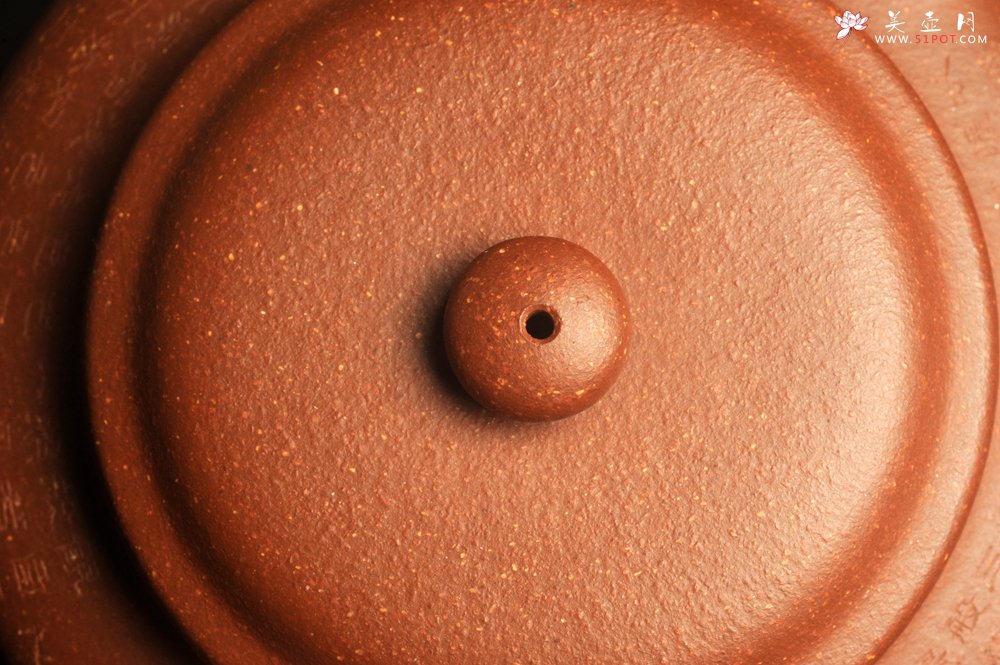 紫砂壶图片：美壶特惠 精致降坡泥心经虚扁壶 茶人醉爱 - 美壶网