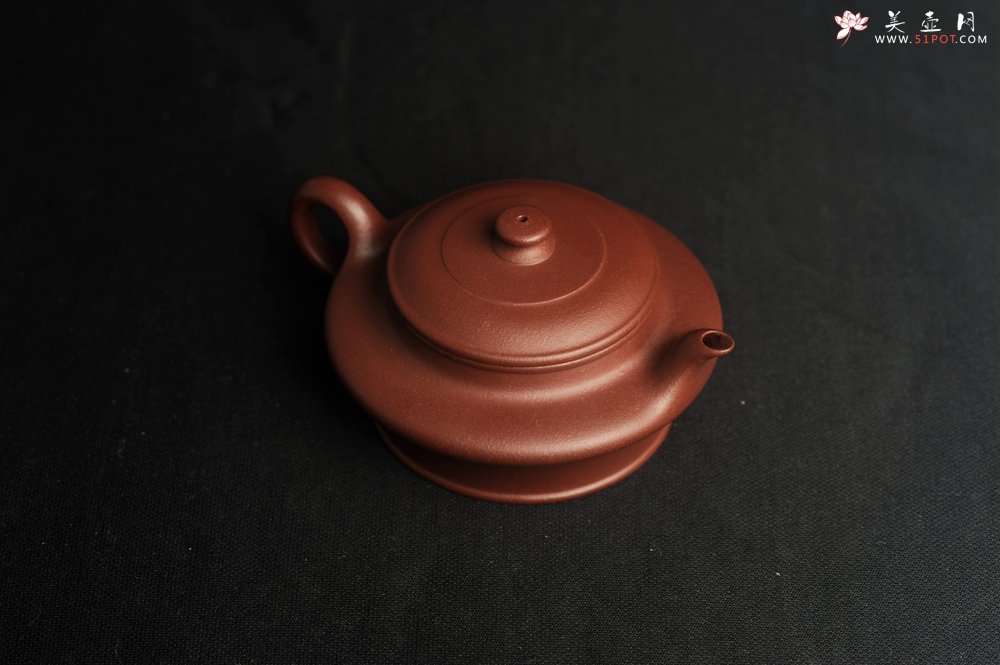 紫砂壶图片：美壶特惠 学学老师精工力作 四号井深井紫泥小虚扁茶壶 小品特难做 - 美壶网