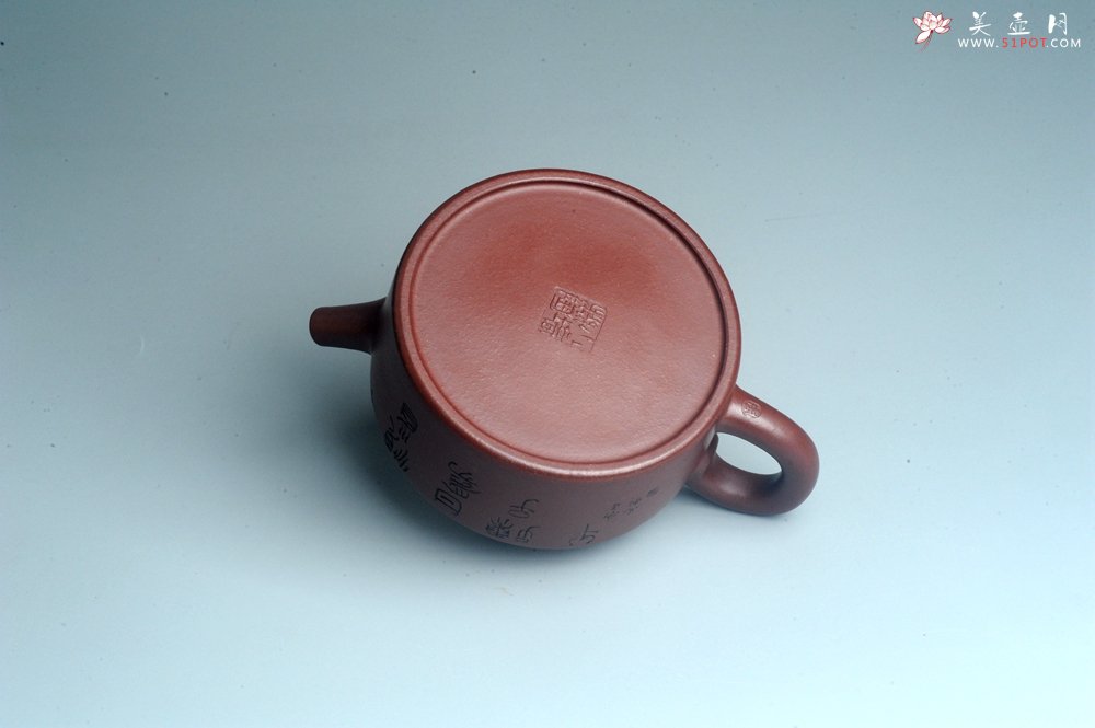 紫砂壶图片：油润黄龙山4号深井红皮龙 全手工德中壶 做工特好 俯首甘为孺子牛 - 美壶网