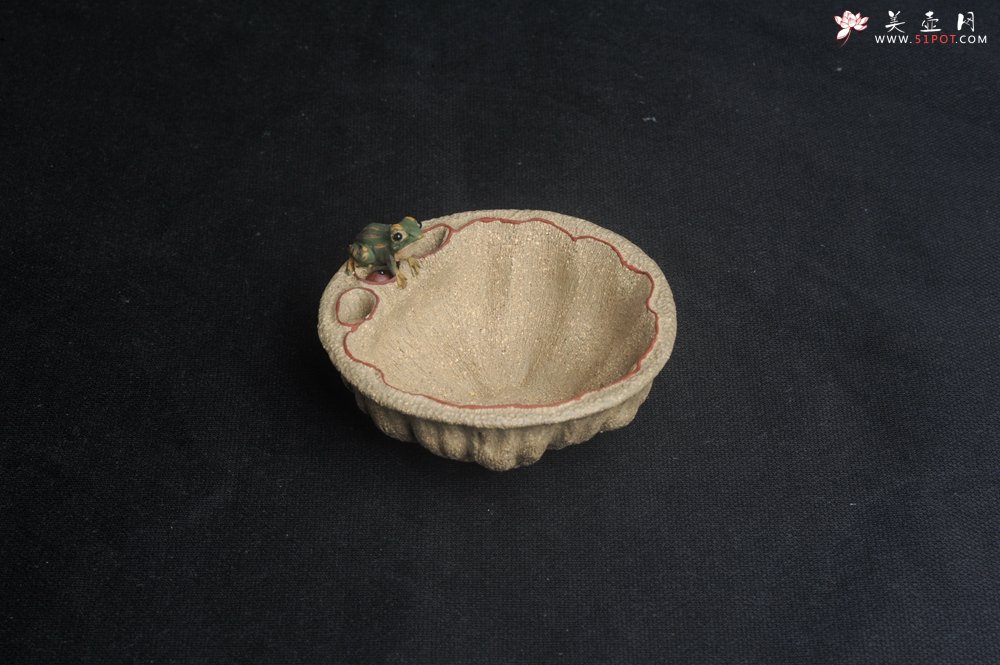 紫砂壶图片：美杯特惠 精致段泥青蛙莲子主人杯 - 美壶网