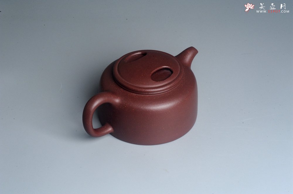 紫砂壶图片：美壶网紫砂壶特惠 精致紫泥手工牛盖井栏茶壶 茶具 - 美壶网