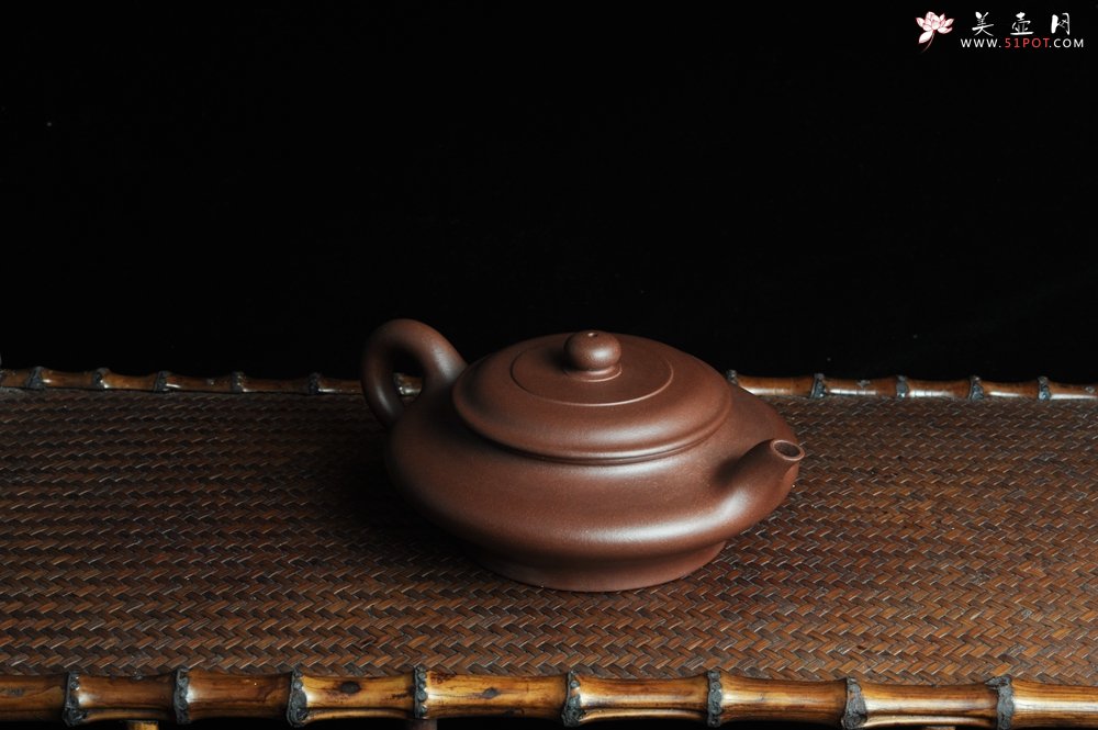 紫砂壶图片：美壶特惠 端庄大气虚扁 做工精致 - 美壶网