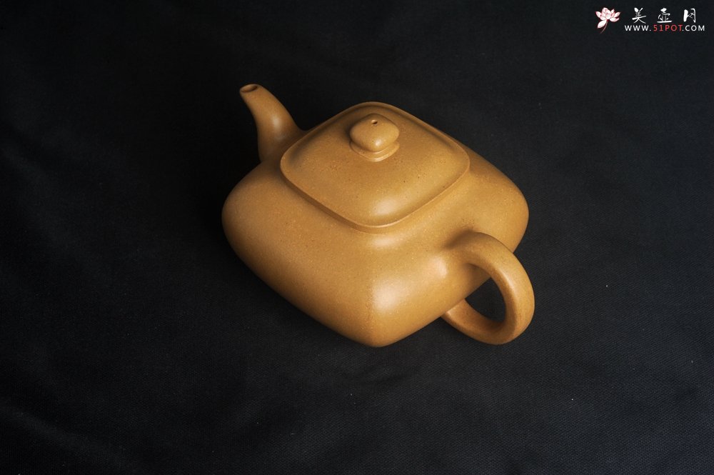 紫砂壶图片：实力派张海艳 全手精工黄金段泥传大炉壶 泥料做工俱佳 期待与您结缘 - 美壶网
