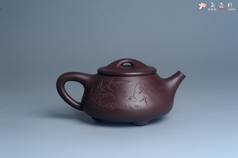 紫砂壶图片：实力派工艺师周斌 优质底槽青全手工精工满瓢壶 陶兴双刀装饰 特文气 玉壶写新竹 烹泉试乳茶 - 美壶网