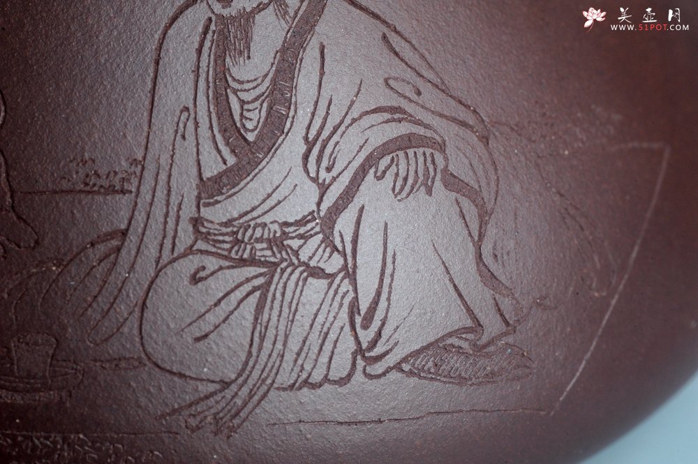 紫砂壶图片：实力派工艺师周斌 优质底槽青全手工精工 子冶石瓢壶 张听钢装饰人物 平生衣食随缘好 过得清闲便是仙 - 美壶网