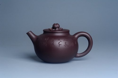 周斌紫砂壶 实力派助工周斌 优质底槽清全手工精工 原创寿桃壶  陶兴双刀装饰 特文气 但愿人长久千里共婵娟 原矿底槽清