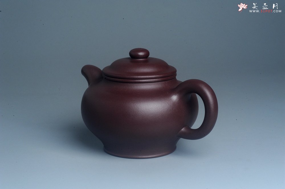 紫砂壶图片：潜力股周小培老师 油润紫泥全手工大亨掇只壶 深得老味 - 美壶网