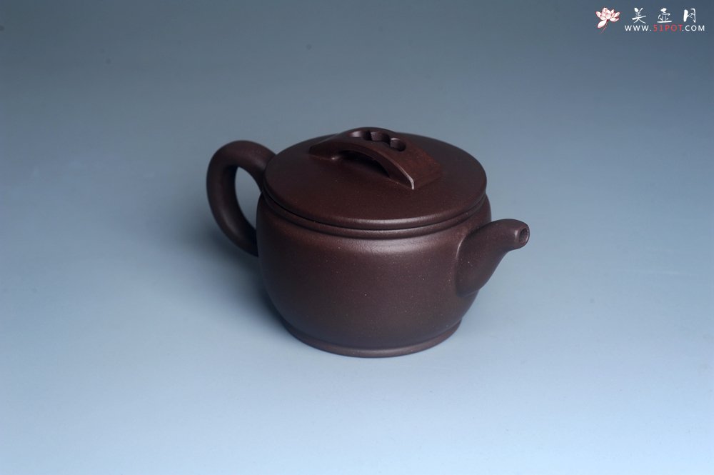 紫砂壶图片：美壶特惠 潜力股周学学老师 精工典范  精致老紫泥汉瓦壶 - 美壶网