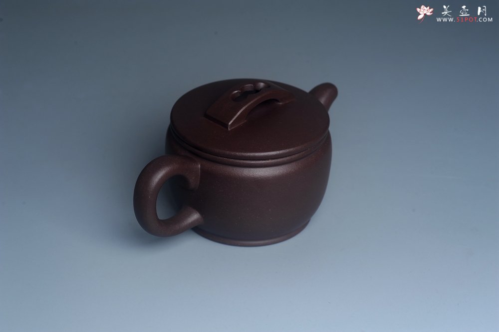 紫砂壶图片：美壶特惠 潜力股周学学老师 精工典范  精致老紫泥汉瓦壶 - 美壶网