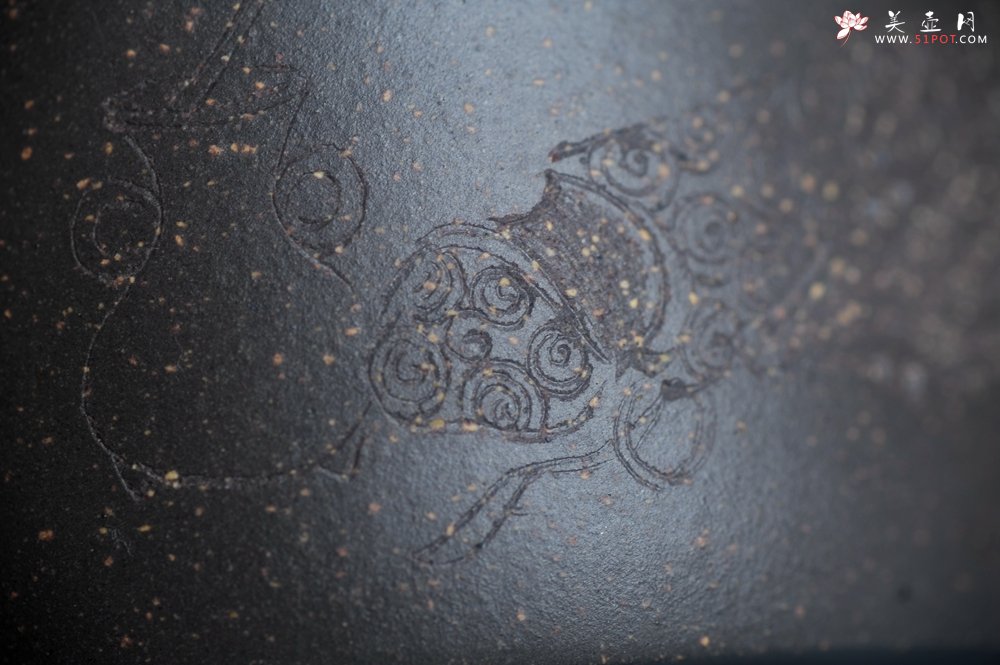 紫砂壶图片：美壶特惠 精致青段洋桶壶 清茶品日月 老酒醉人生 - 美壶网