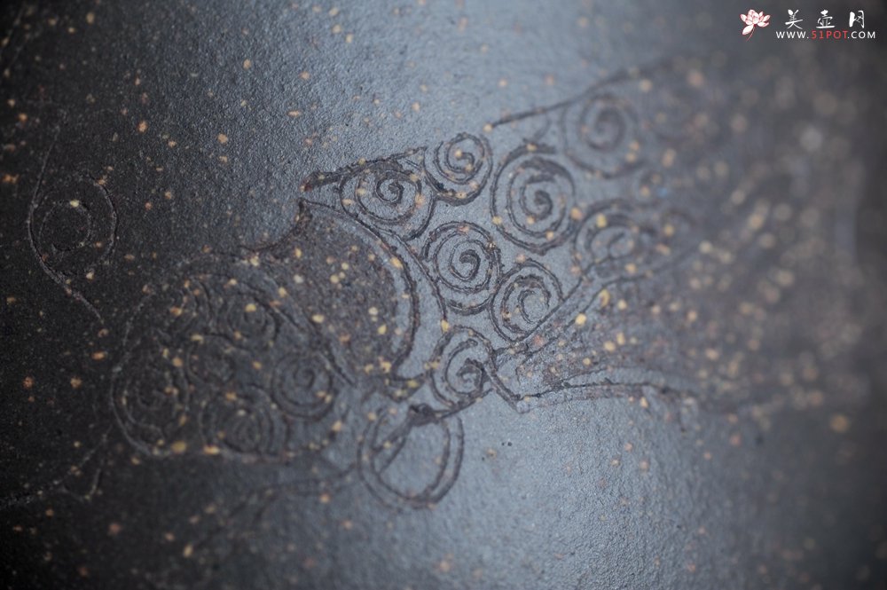 紫砂壶图片：美壶特惠 精致青段洋桶壶 清茶品日月 老酒醉人生 - 美壶网