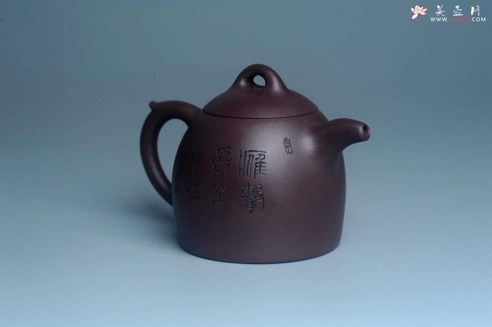 紫砂壶图片：实力派工艺师文砂苑堂主周斌 优质底槽青全手工精工秦权壶 鹰击长空 志在千里 - 美壶网