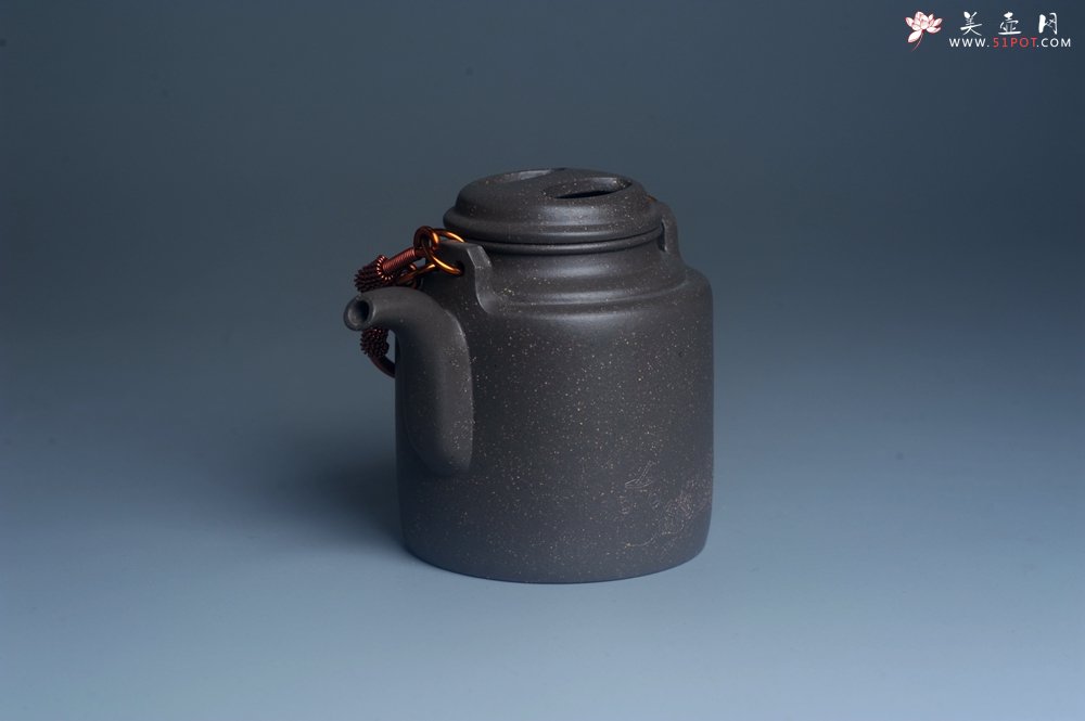 紫砂壶图片：美壶特惠 精致青段洋桶壶 清茶品日月 老酒醉人生 - 美壶网