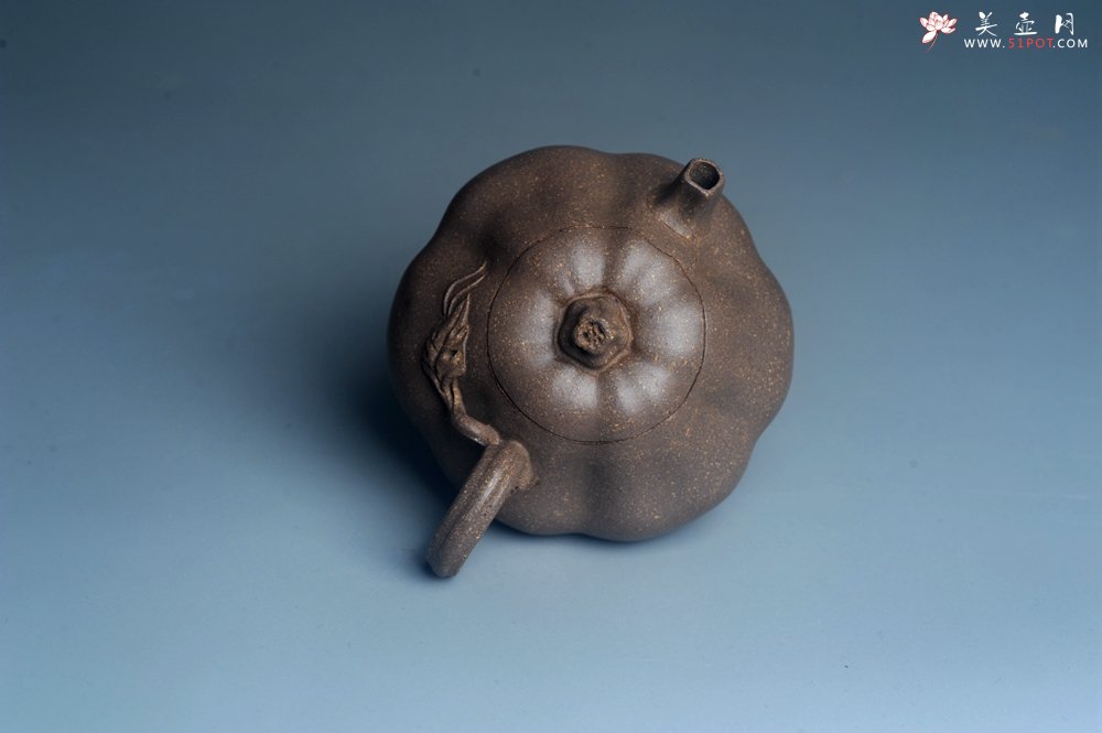 紫砂壶图片：美壶特惠 优质青降坡泥精致卡盖全手工仿生小南瓜 - 美壶网