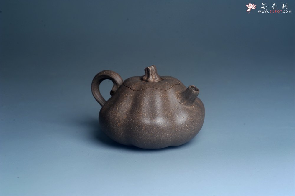 紫砂壶图片：美壶特惠 优质青降坡泥精致卡盖全手工仿生小南瓜 - 美壶网