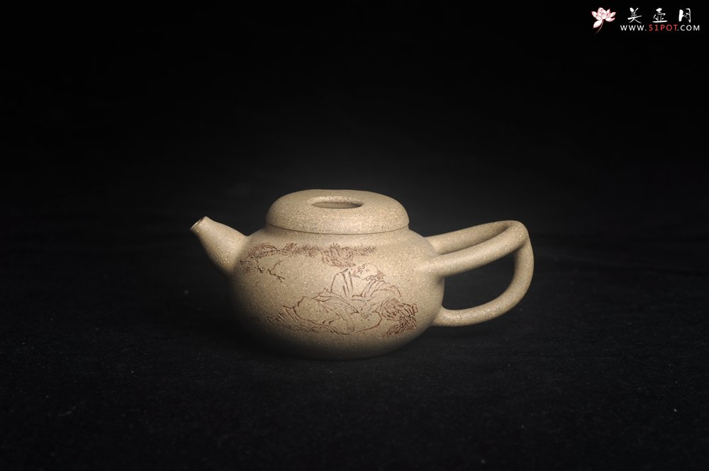 紫砂壶图片：实力派工艺师周斌 极品芝麻段泥 原创全手工牛韵壶 松涛烹雪醒诗梦 竹院浮烟荡俗尘 - 美壶网