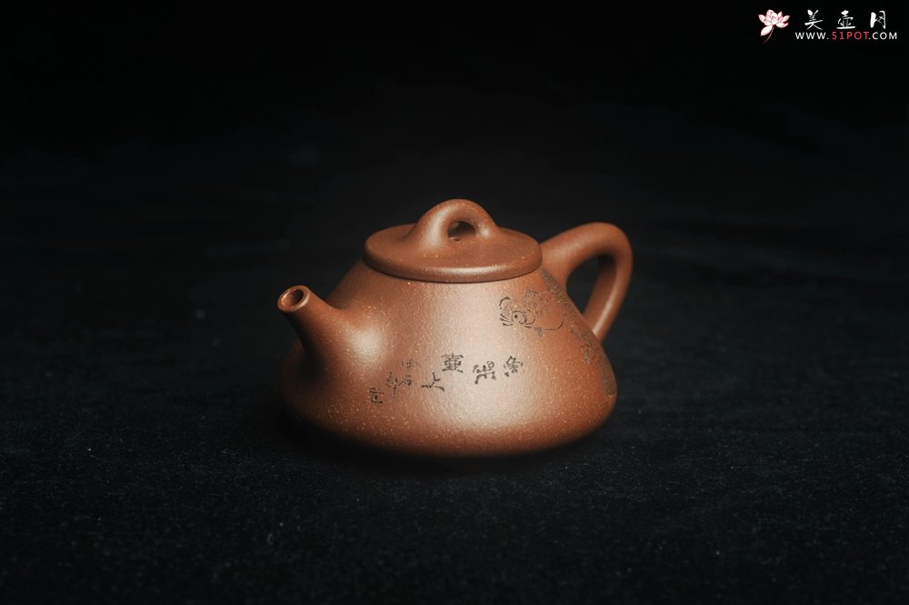 紫砂壶图片：美壶特惠 高温降坡泥精致小子冶石瓢 装饰鱼乐图 特文气 - 美壶网