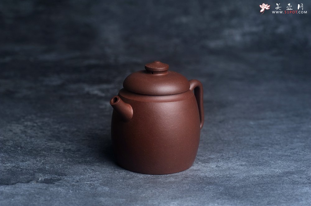 紫砂壶图片：美壶特惠 精致黑星红拼紫泥（家藏限量）高帽巨轮壶 球孔出水爽利 茶人醉爱 - 美壶网