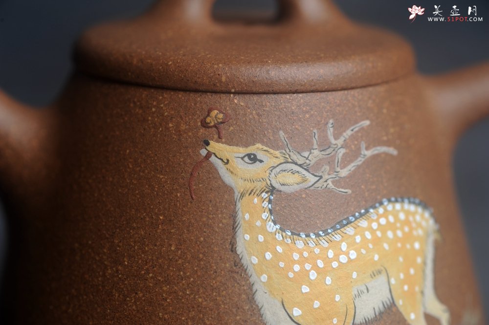 紫砂壶图片：美壶特惠 潜力股王静然 精致老段泥高石瓢 泥绘梅花鹿 特文气 呦呦鹿鸣食野之苹 - 美壶网