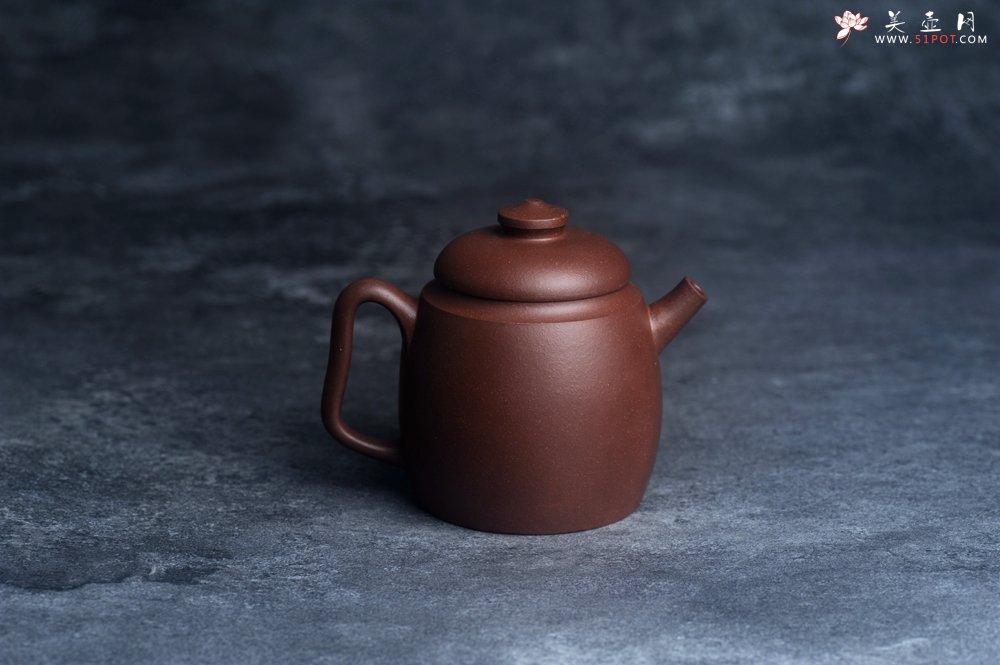紫砂壶图片：美壶特惠 精致黑星红拼紫泥（家藏限量）高帽巨轮壶 球孔出水爽利 茶人醉爱 - 美壶网