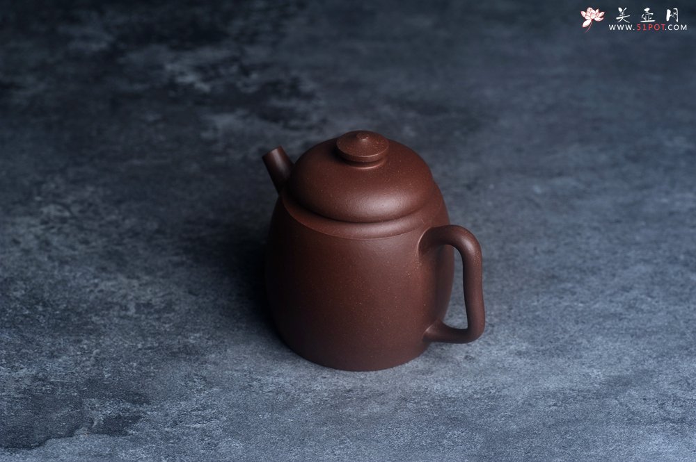 紫砂壶图片：美壶特惠 精致黑星红拼紫泥（家藏限量）高帽巨轮壶 球孔出水爽利 茶人醉爱 - 美壶网