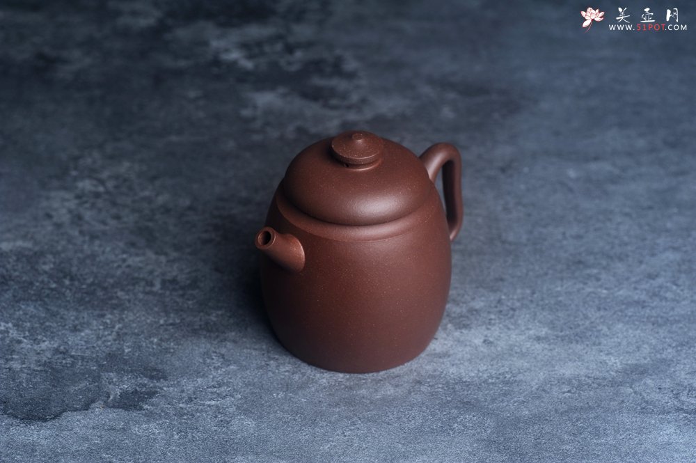 紫砂壶图片：美壶特惠 精致黑星红拼紫泥（家藏限量）高帽巨轮壶 球孔出水爽利 茶人醉爱 - 美壶网