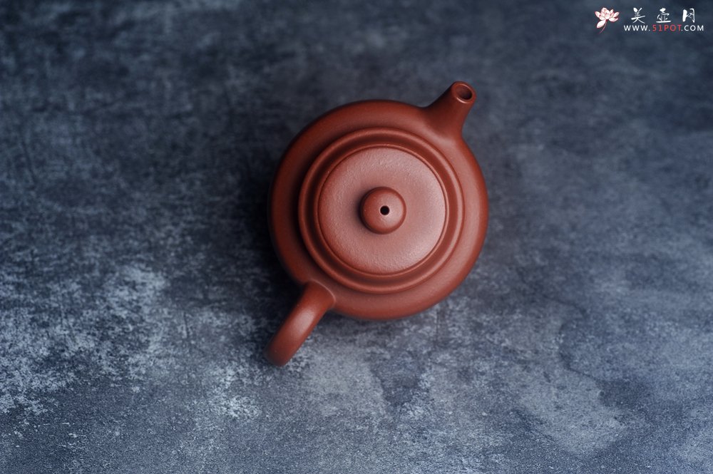 紫砂壶图片：油润老清水泥全手工小品德中壶 特实用文气 - 美壶网