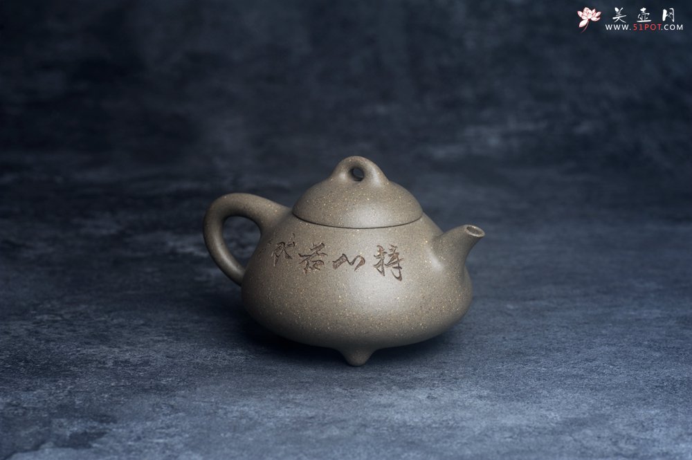紫砂壶图片：美壶特惠 美壶网特供限量极品高温四号井老青段 精工乳瓢茶壶 装饰人物 特文气 - 美壶网